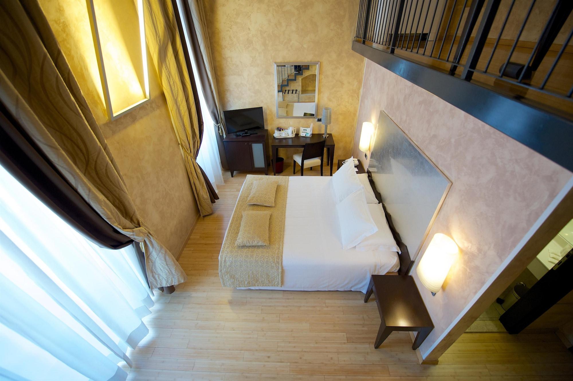 Best Western Crystal Palace Hotel Torino Esterno foto