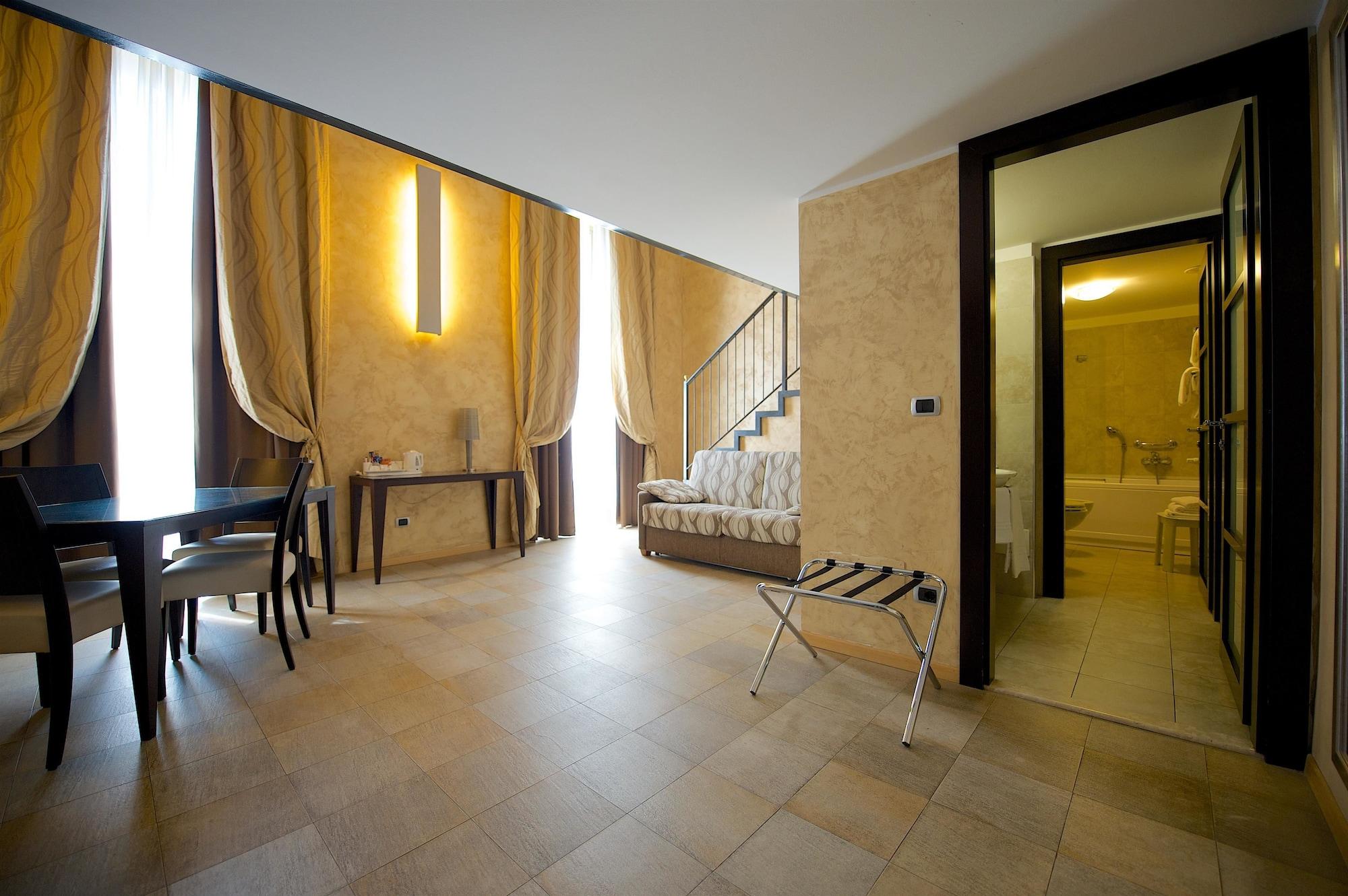 Best Western Crystal Palace Hotel Torino Esterno foto