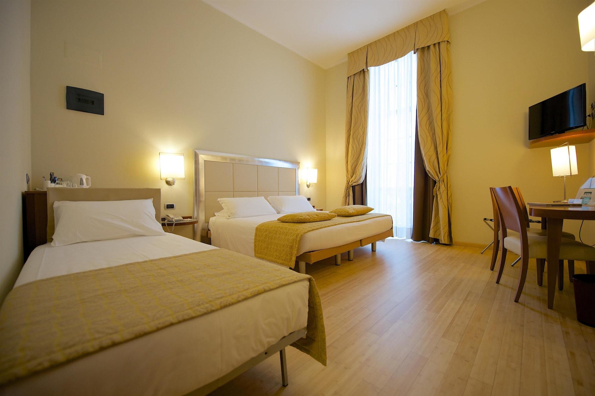 Best Western Crystal Palace Hotel Torino Esterno foto