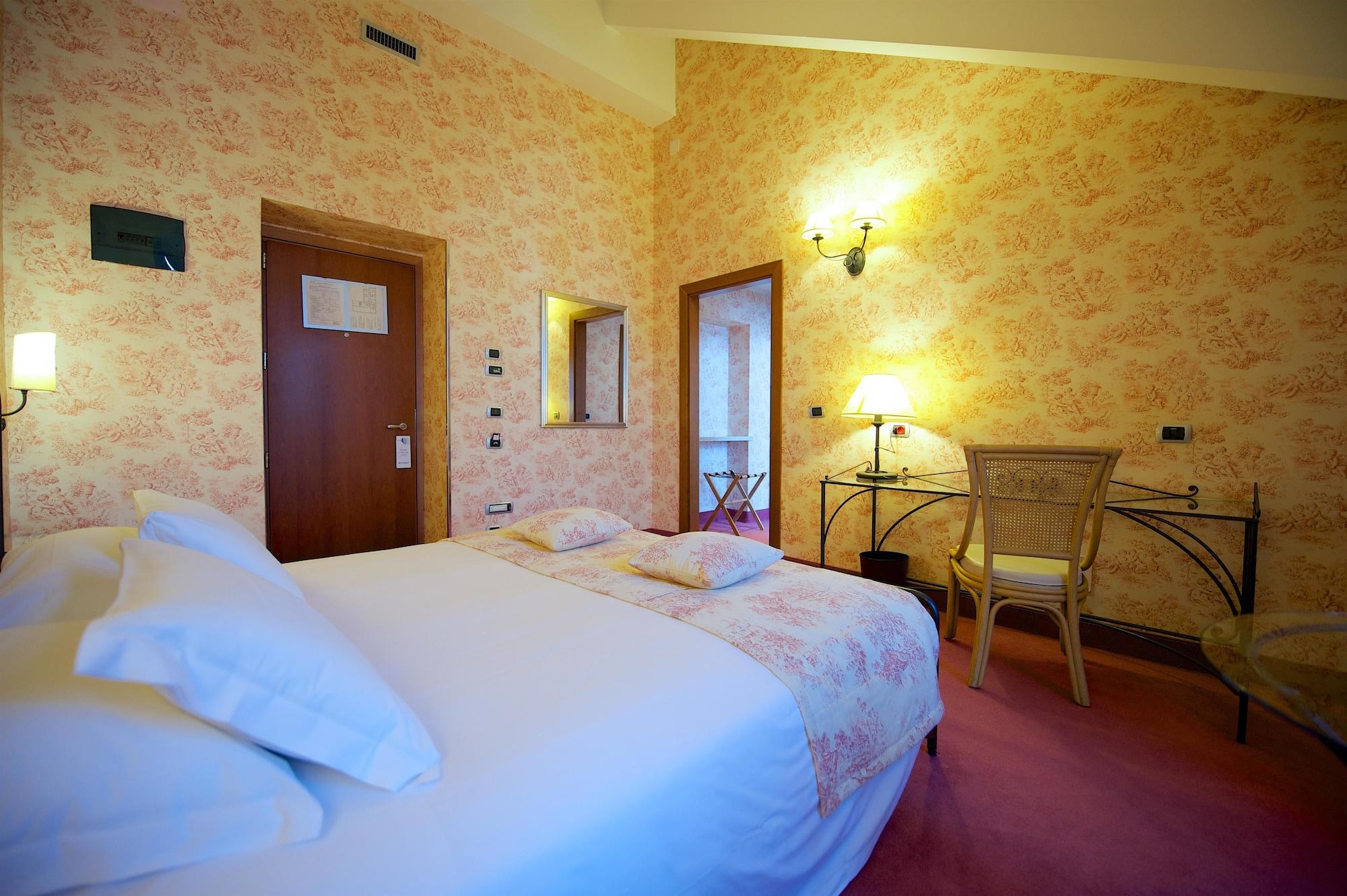 Best Western Crystal Palace Hotel Torino Esterno foto