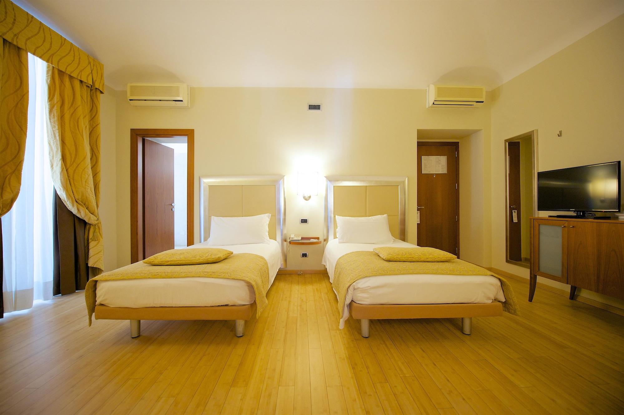 Best Western Crystal Palace Hotel Torino Esterno foto