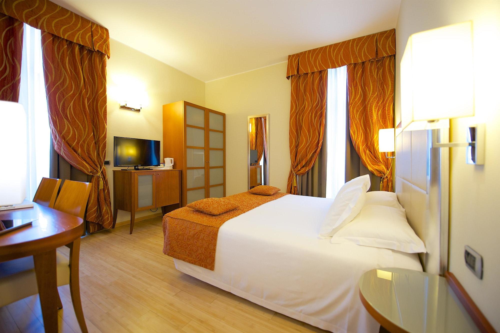 Best Western Crystal Palace Hotel Torino Esterno foto