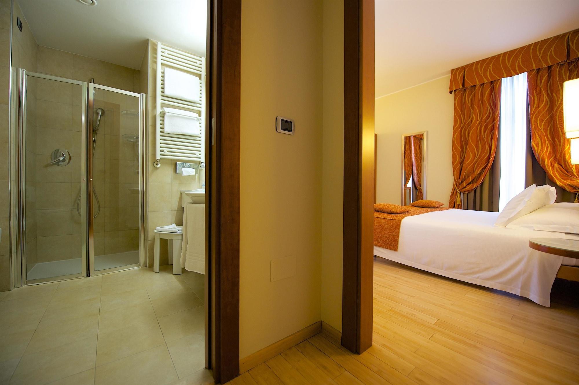 Best Western Crystal Palace Hotel Torino Esterno foto